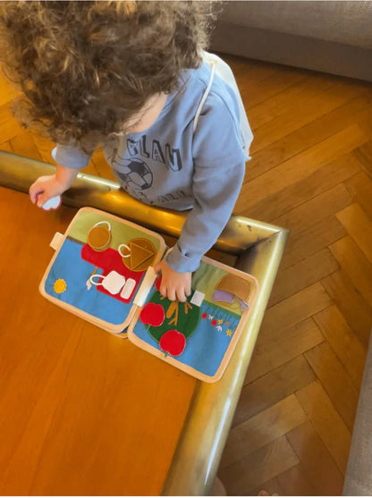 The Baby Gift: Farm Busy Book + Garden Giggles Cube + Black & White Book